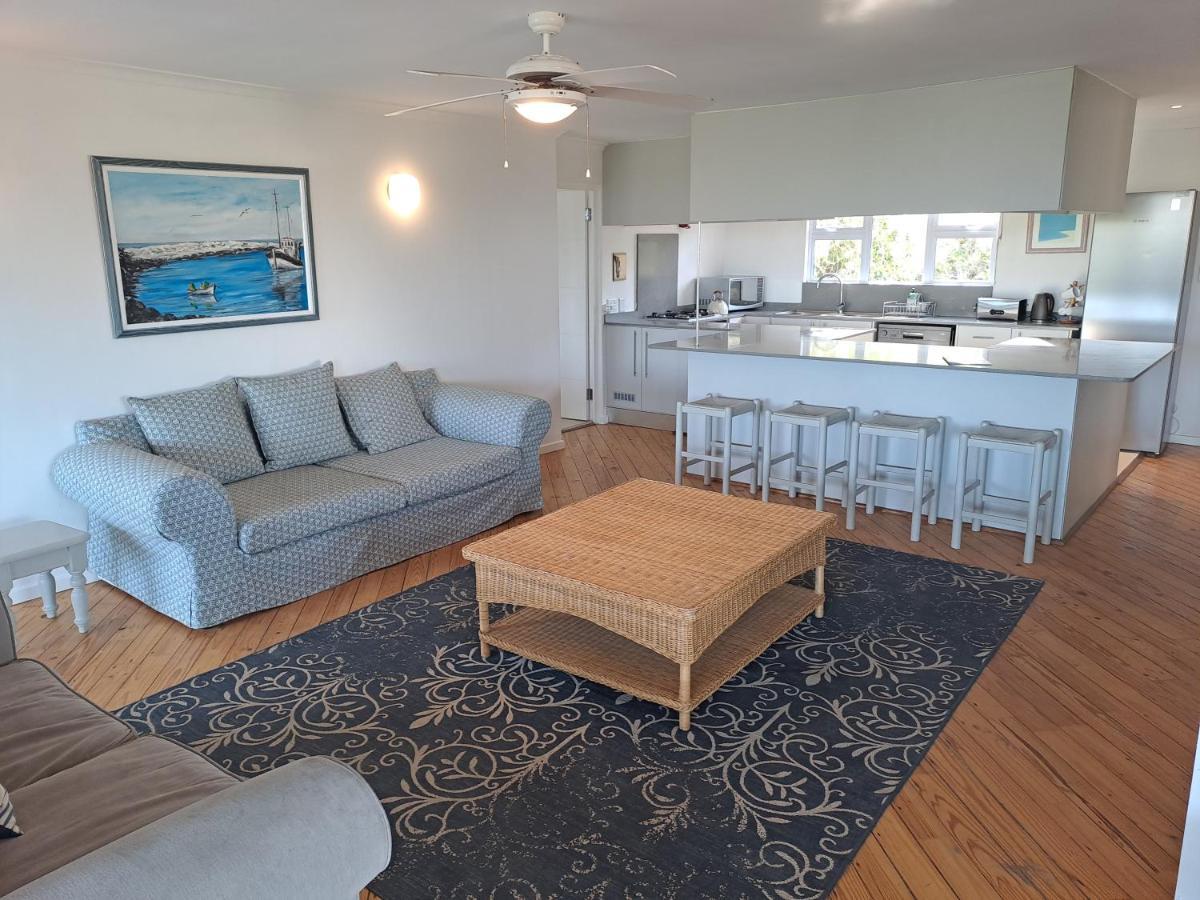 Atlantic Dream Beachfront Villa 스카버러 외부 사진