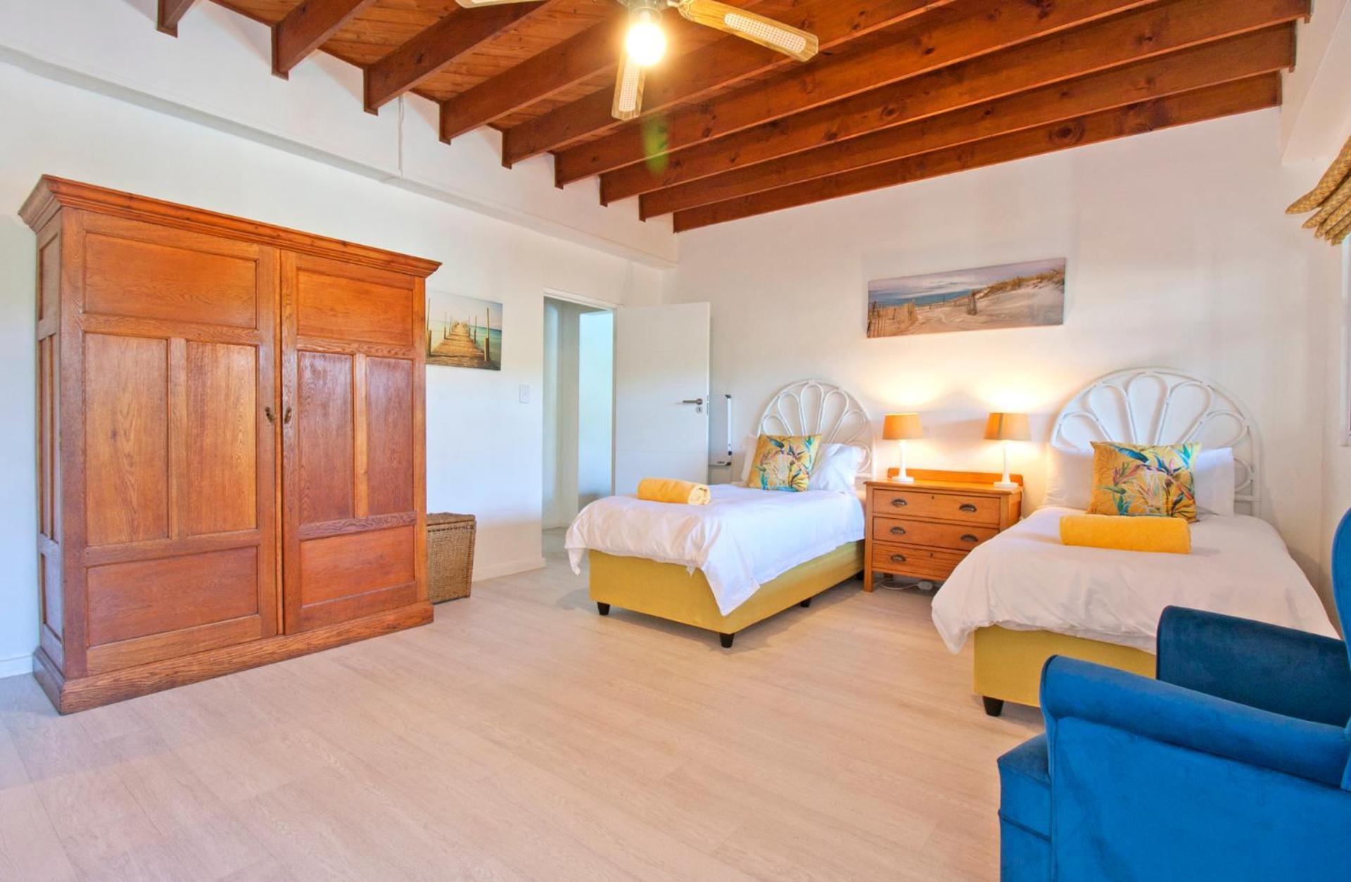 Atlantic Dream Beachfront Villa 스카버러 외부 사진